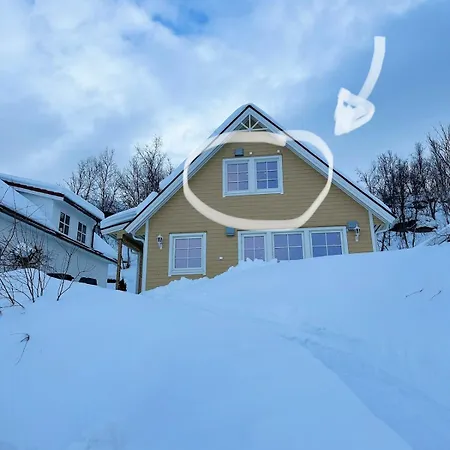 Cozy And Modern In Hamna * 트롬쇠